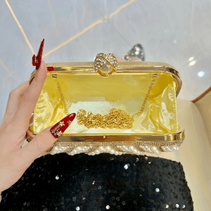 Elegant Pearl Beaded Bridal Clutch ✨ - Image 5