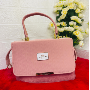 Stylish Chain Crossbody Bag 👜✨ - Image 5