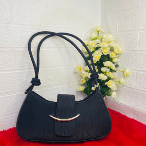 Elegant Minimalist Shoulder Bag 👜✨ - Image 3