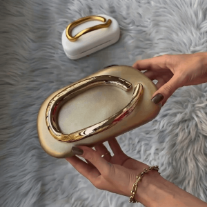 Metal Ring Handle Clutch Bag 👜✨ - Image 5