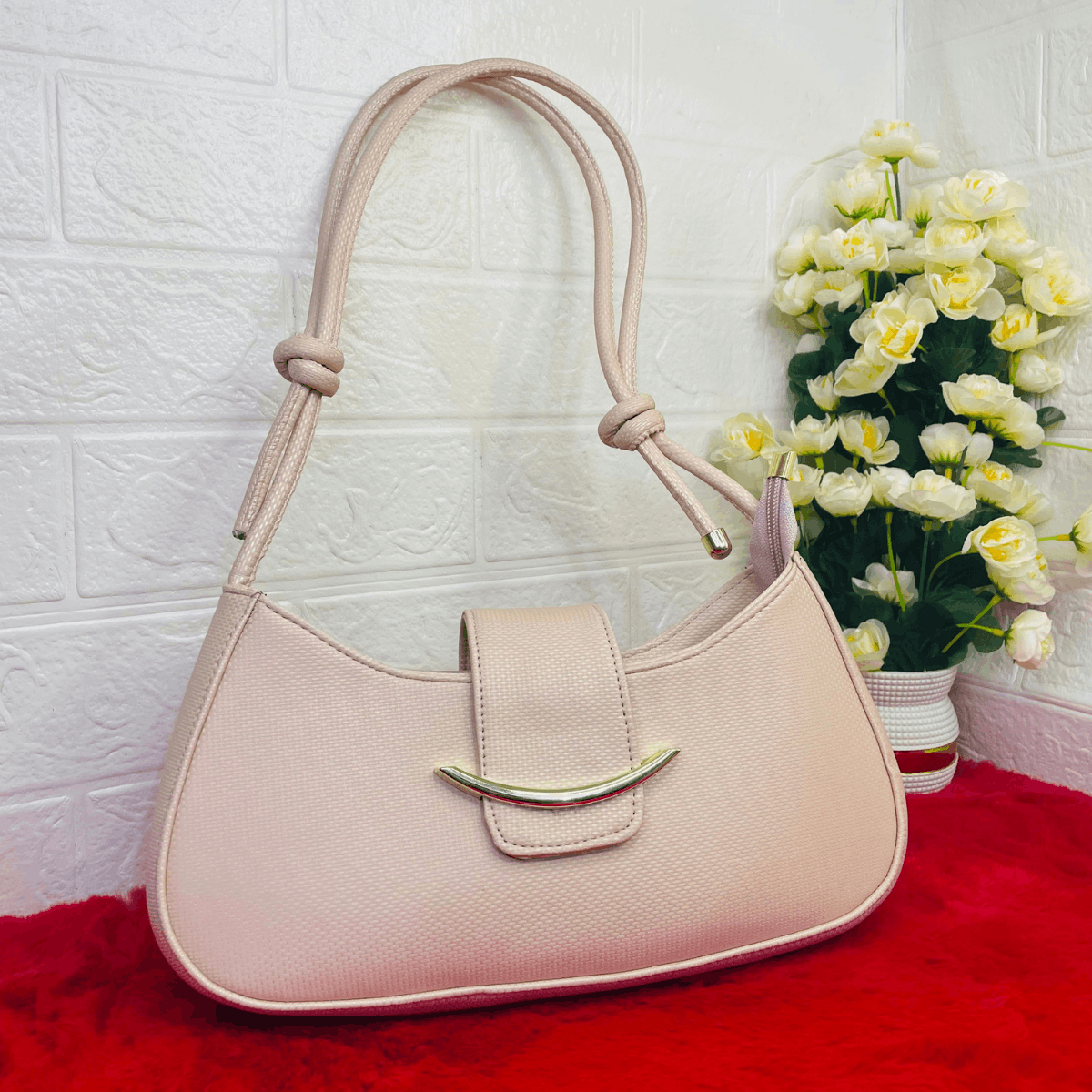 Elegant Minimalist Shoulder Bag 👜✨ - Image 4