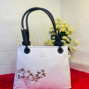 PREMIUM QUALITY LEATHER BAG 👜✨ - Image 5